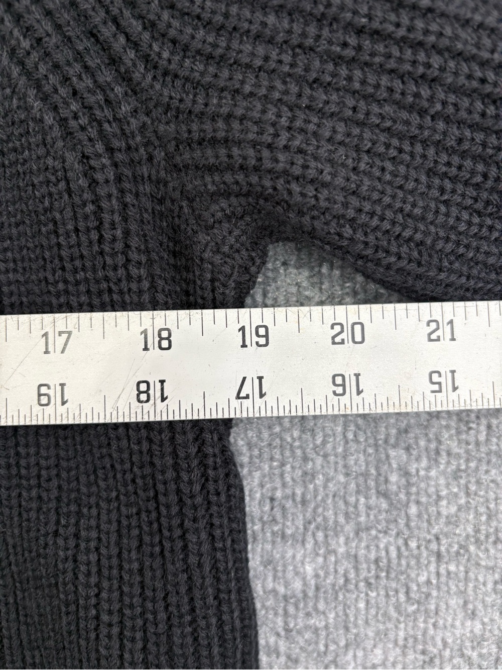 NWT Banana Republic Women's Button Front Cardigan Black L knit - Picture 5 of 7